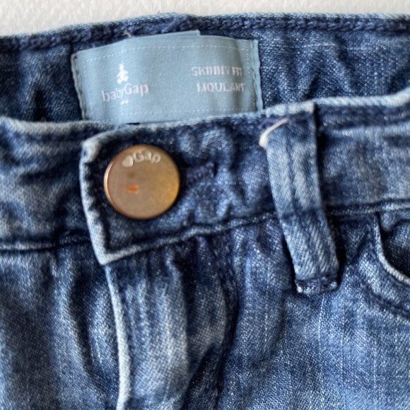 BABY GAP Jeans 2T - 3T, excellent condition - Picture 2 of 4